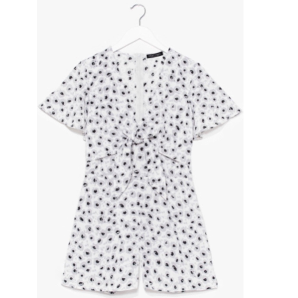 Nasty Gal- Floral Playsuit